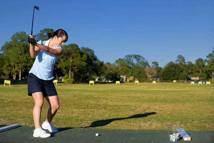 ゴルフ初心者が打ちっぱなし練習場でやるべき練習方法は？