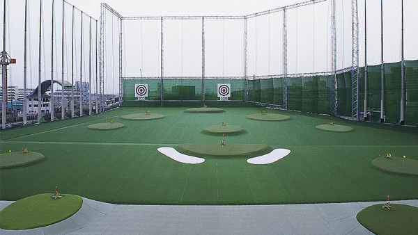 (c)Hanshin Golf Center.